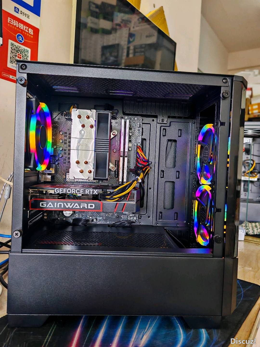 144158k636fb96ooe2efj5.jpg