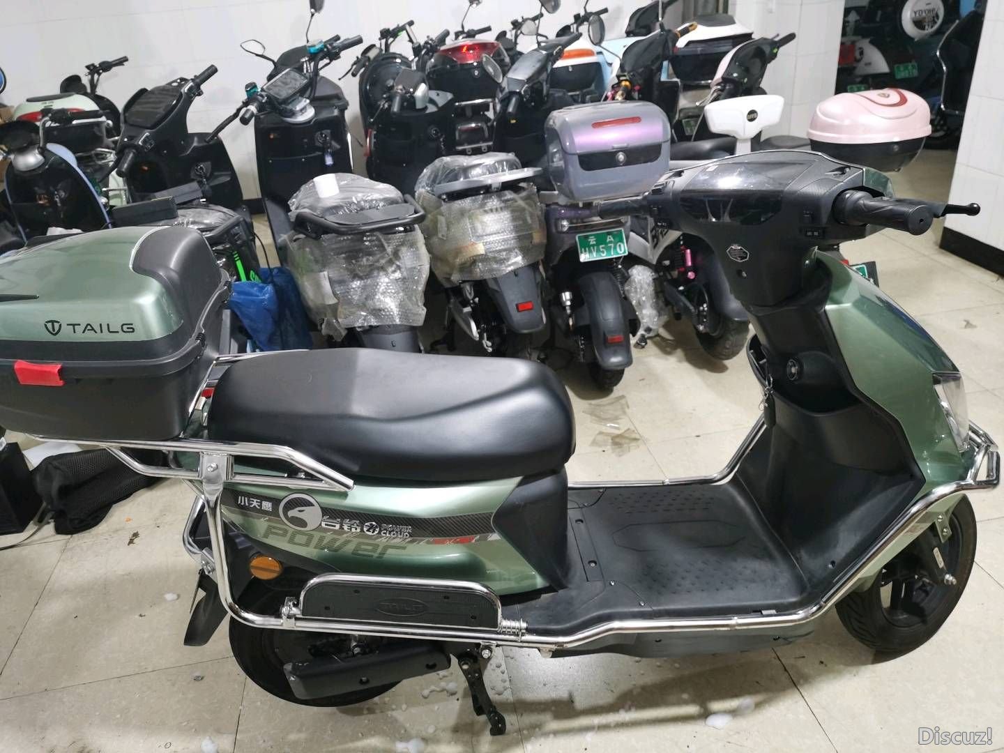 200540qc8strb9r98p3uzg.jpg