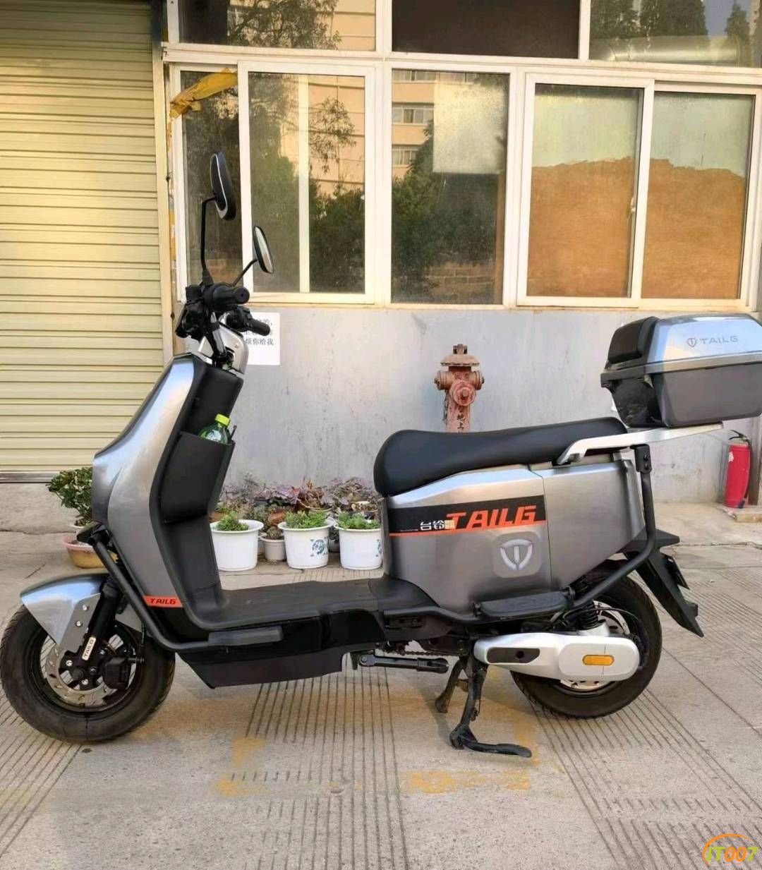 212024euh54mx50nu5n4ux.jpg