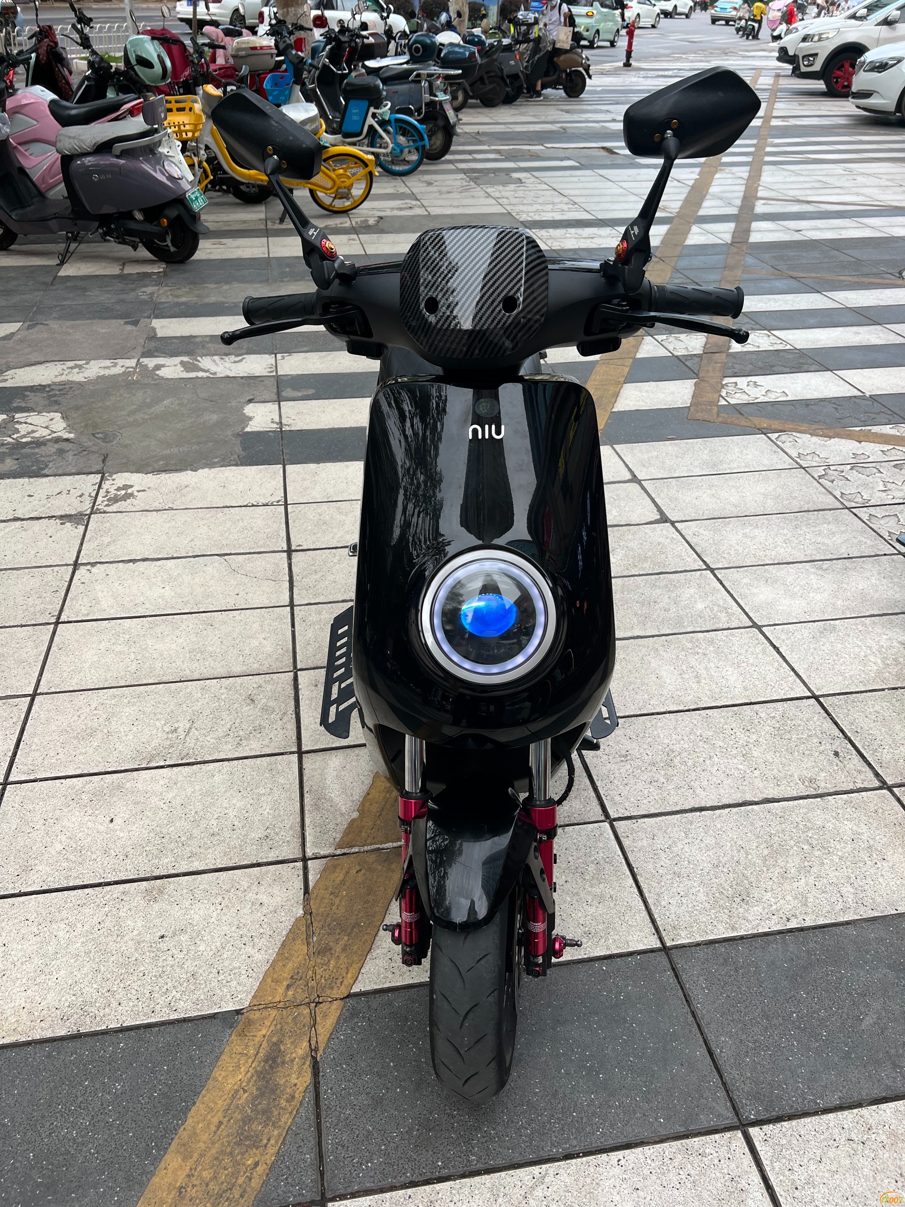 211318s4m72zdqd21km1kv.jpg