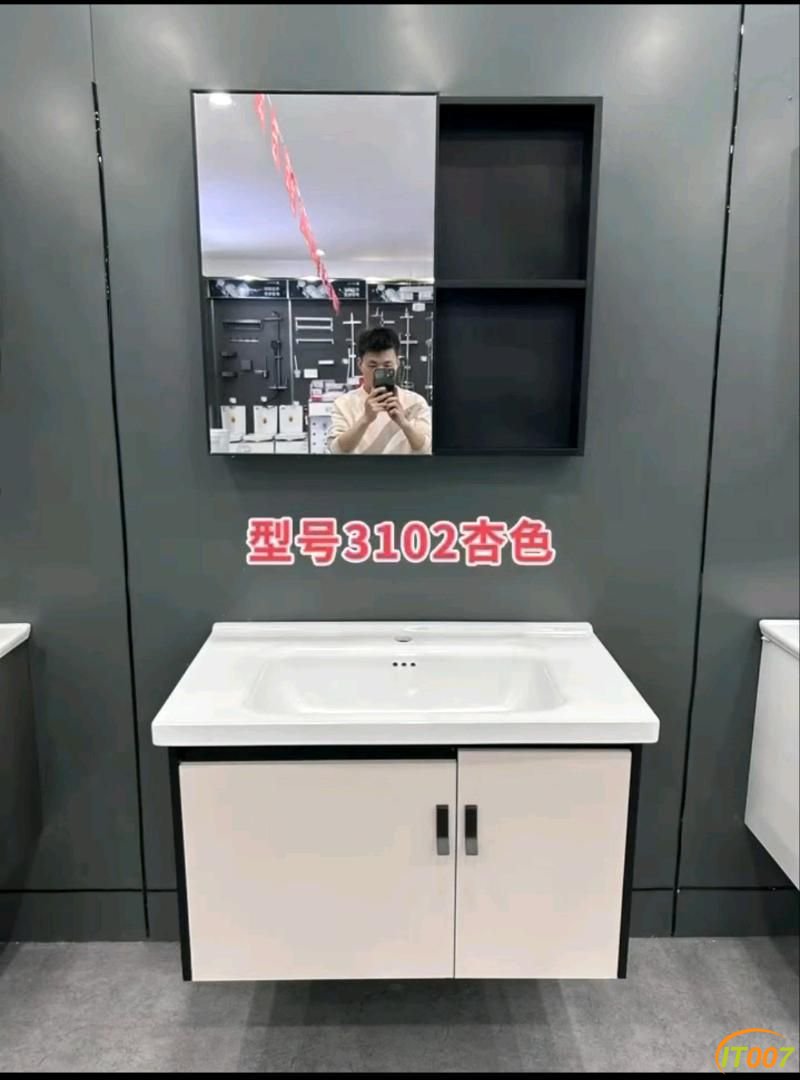 163134i06iyhorun3yz3pn.jpg