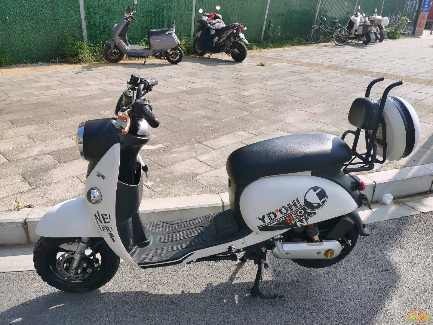 164029zmljzvauu8ebbueb.jpg