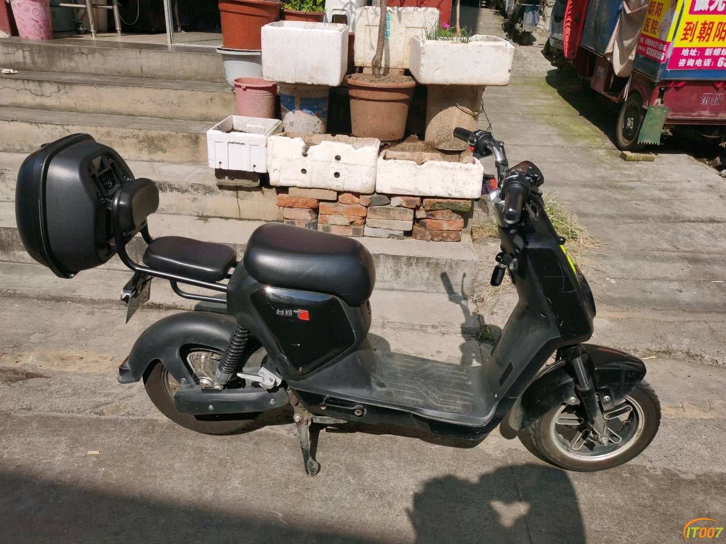 135837wiqi3ex13l3ec4is.jpg