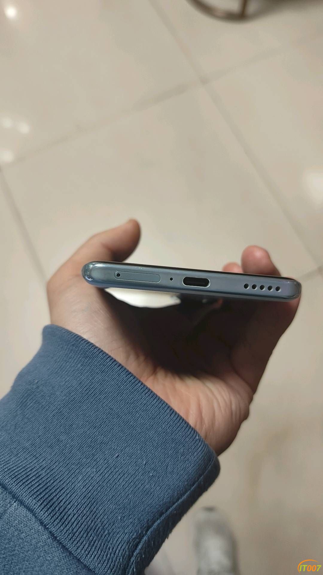202716gm7370k7vxi550m9.jpg
