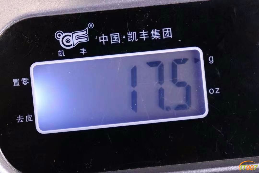 204913yrwhf9wwauuuvcwl.jpg