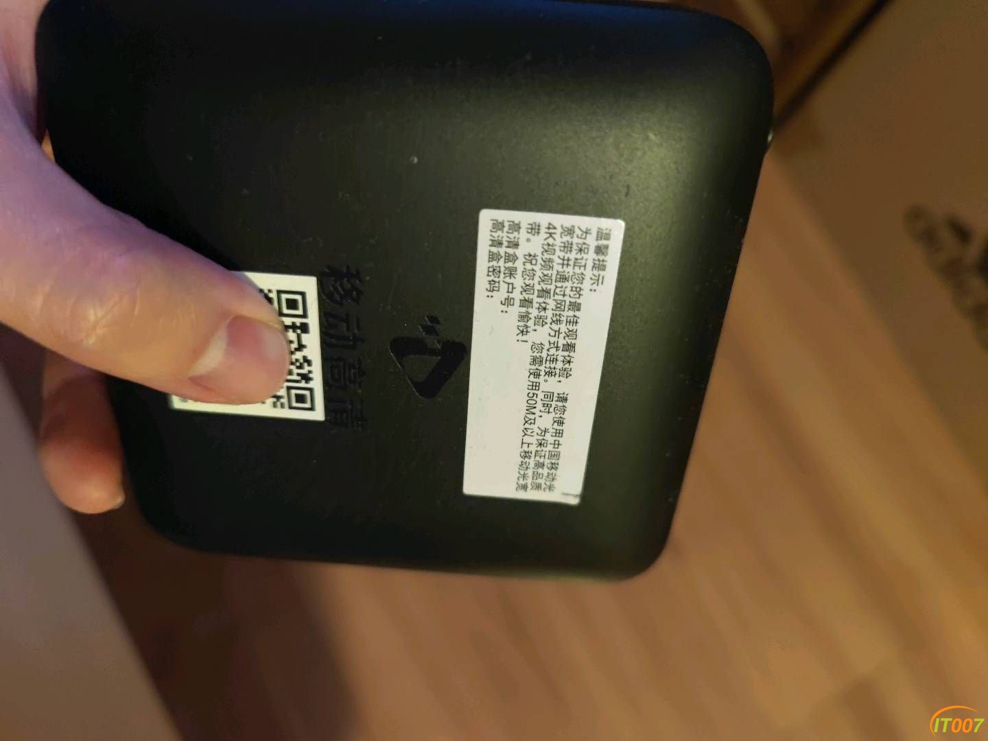 235945a6ydyssd7daafdis.jpg