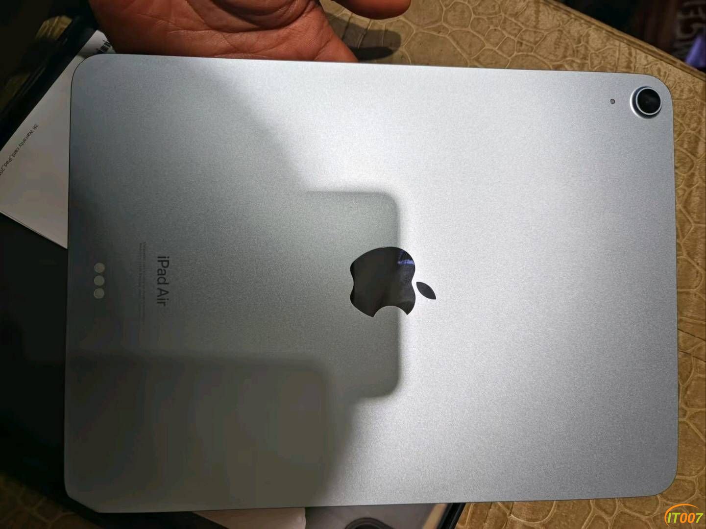 110630x7ml70bb03z0xb7y.jpg