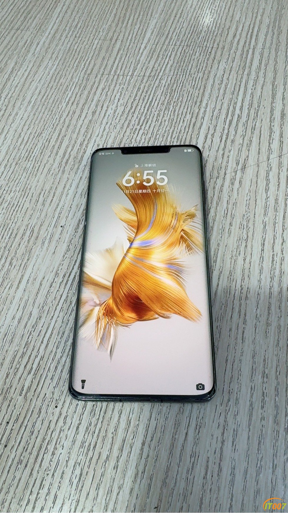 185611ru8x625mx85xi2qq.jpg