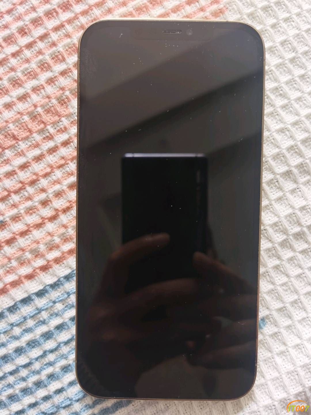 111904k0vmz2n32nlnl7g2.jpg