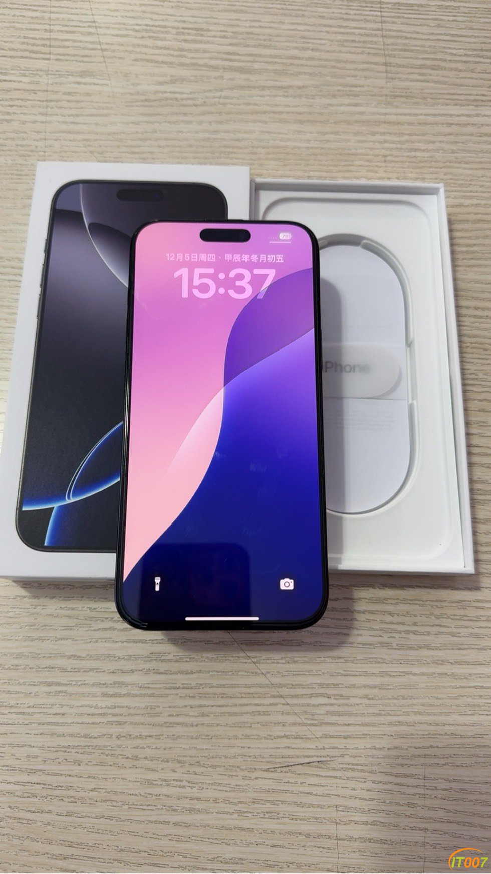153817wp78bzjpbrx2y989.jpg