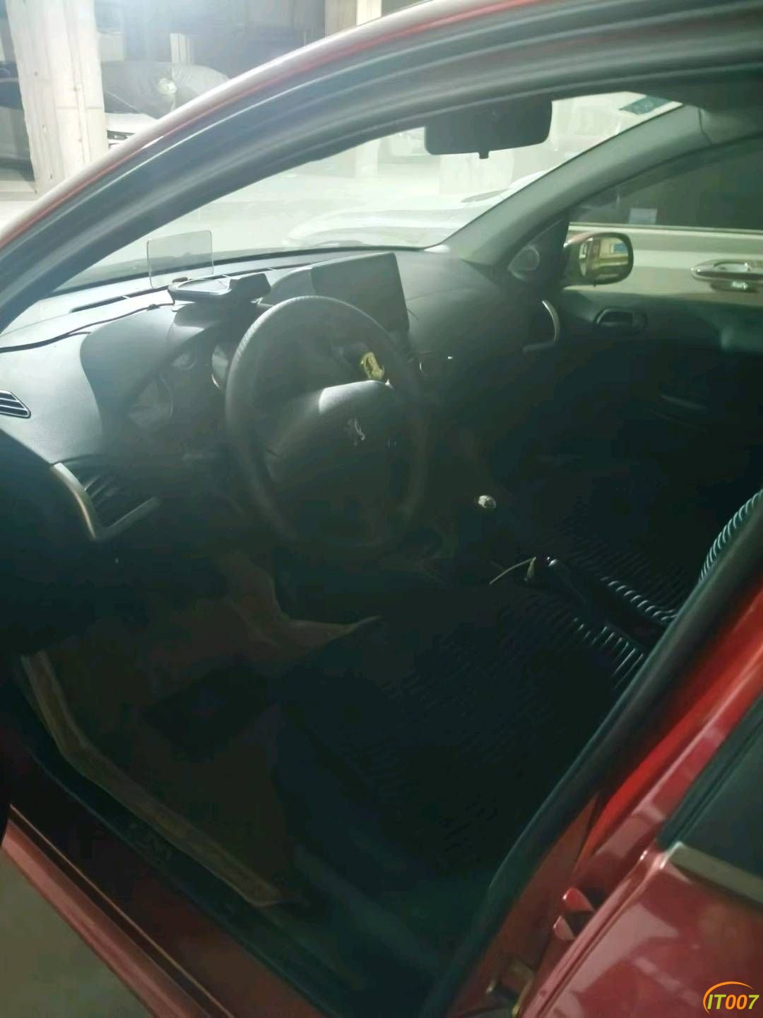 111234ohli3lla0b2001ai.jpg