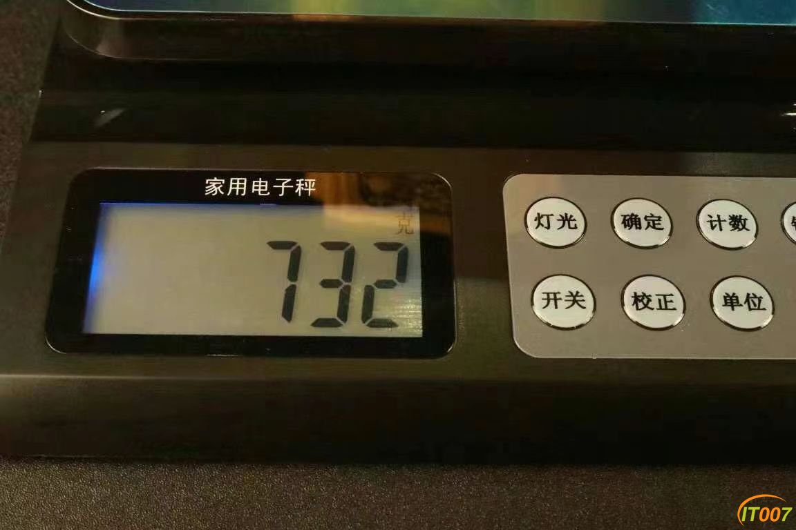 215904zoz0sxqdq38h5dnv.jpg
