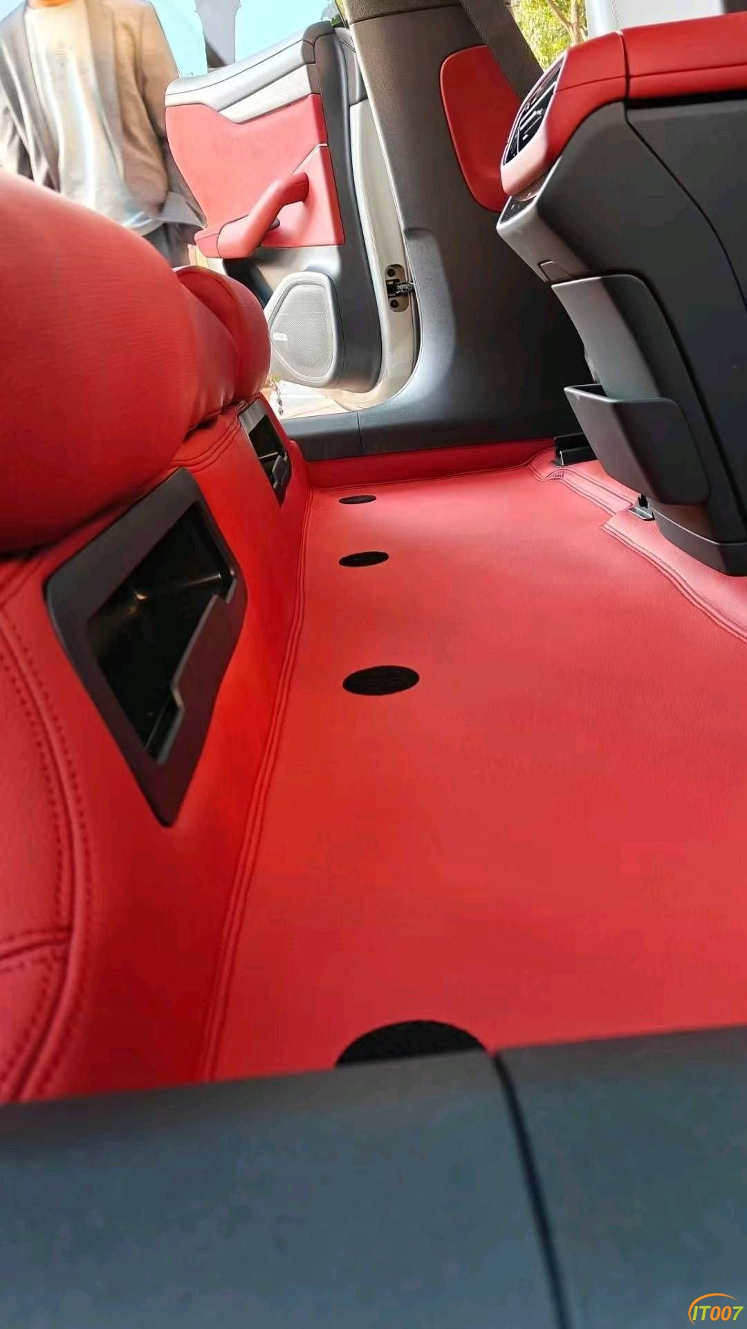 173612s460anz5vf5x405h.jpg