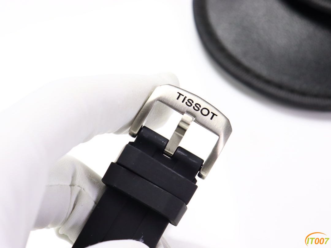 185408nyio9z6kihoxb2r9.JPG