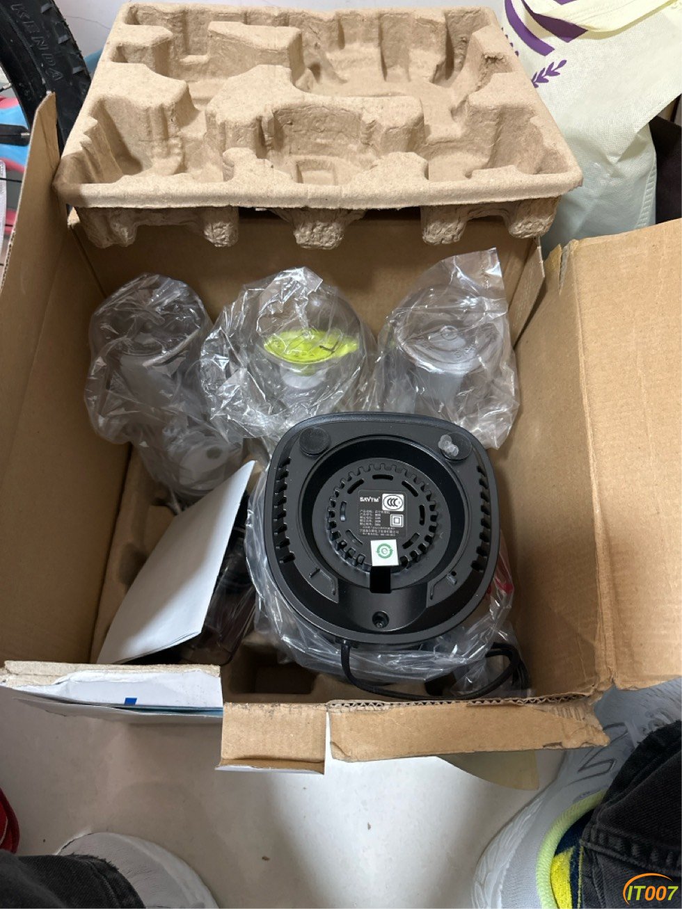204325mr6hdwdm6d122u21.jpg