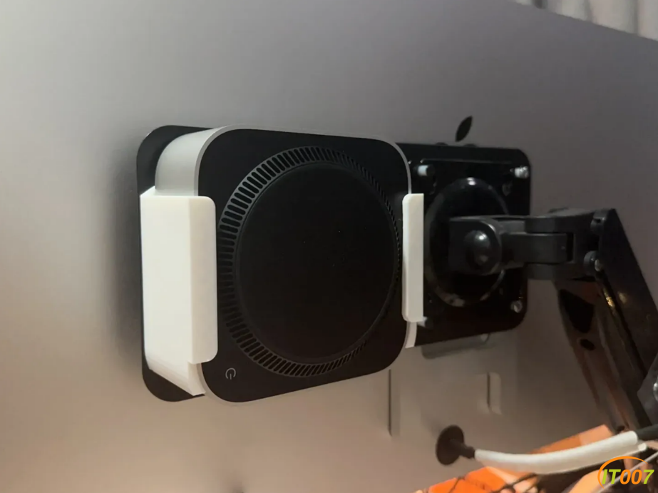 mini iMac壁挂支架