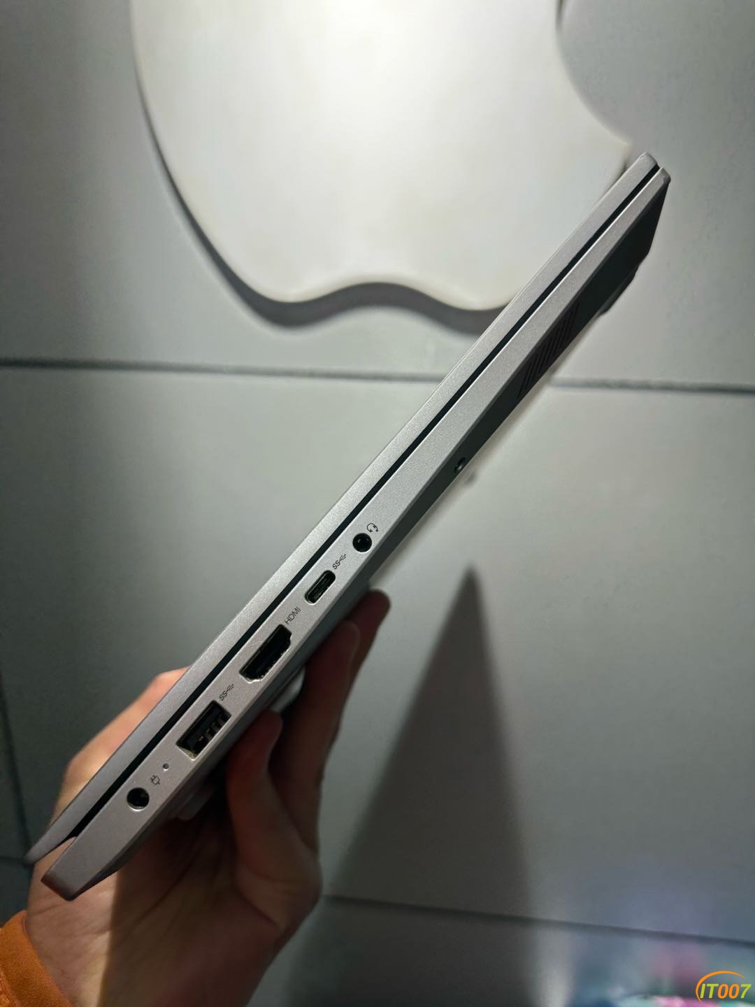183250i0hc0eeadgcone9h.jpg