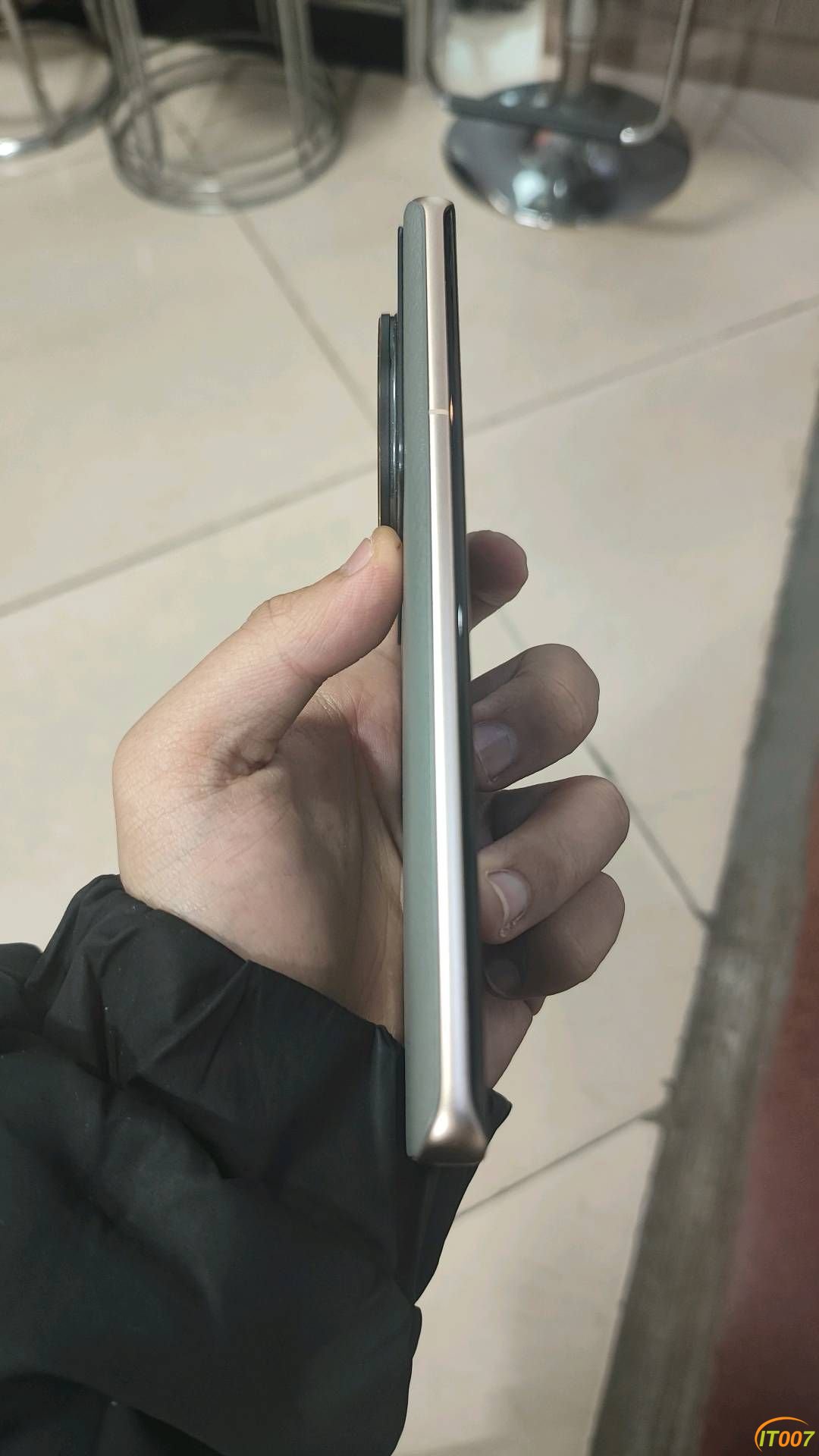 205233yj9zp3pccrr69hcy.jpg