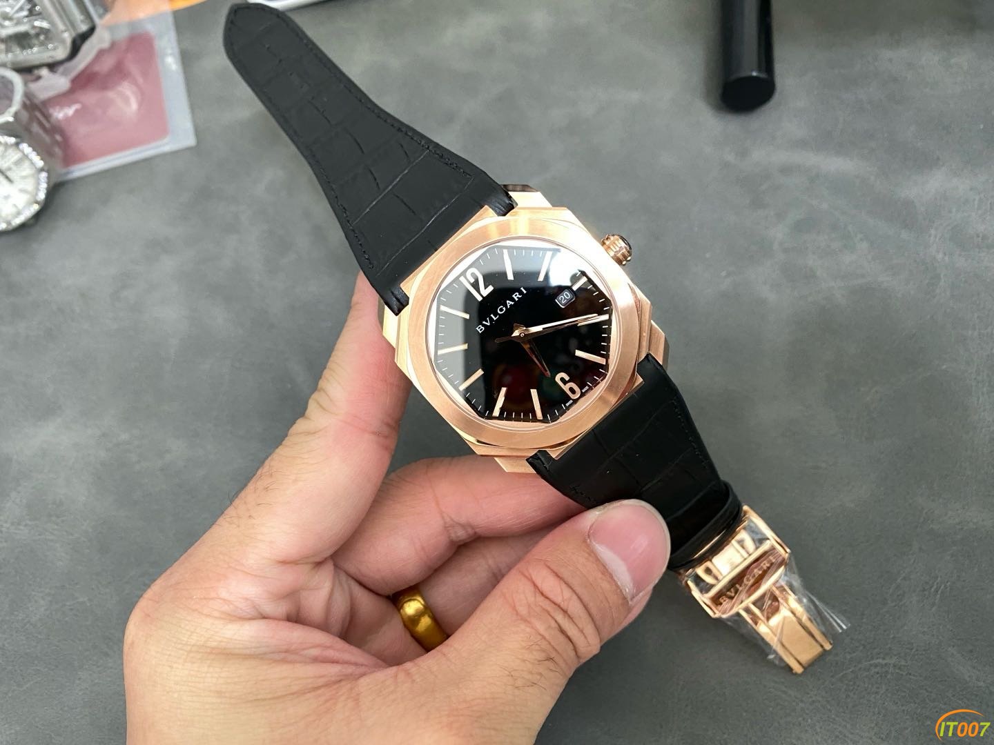 145007idpb75hn6264050h.JPG