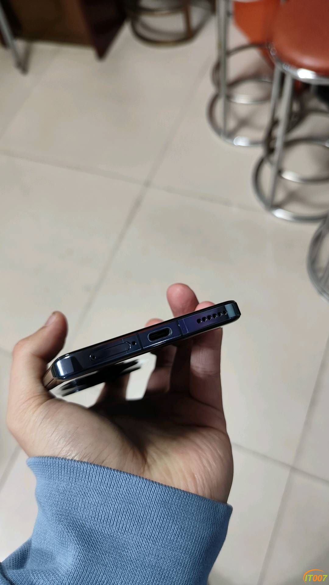 225719d6m4izj7tb7oiame.jpg