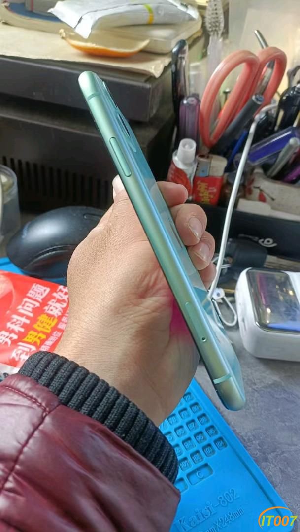 125924deoje58pzmp4g4hh.jpg