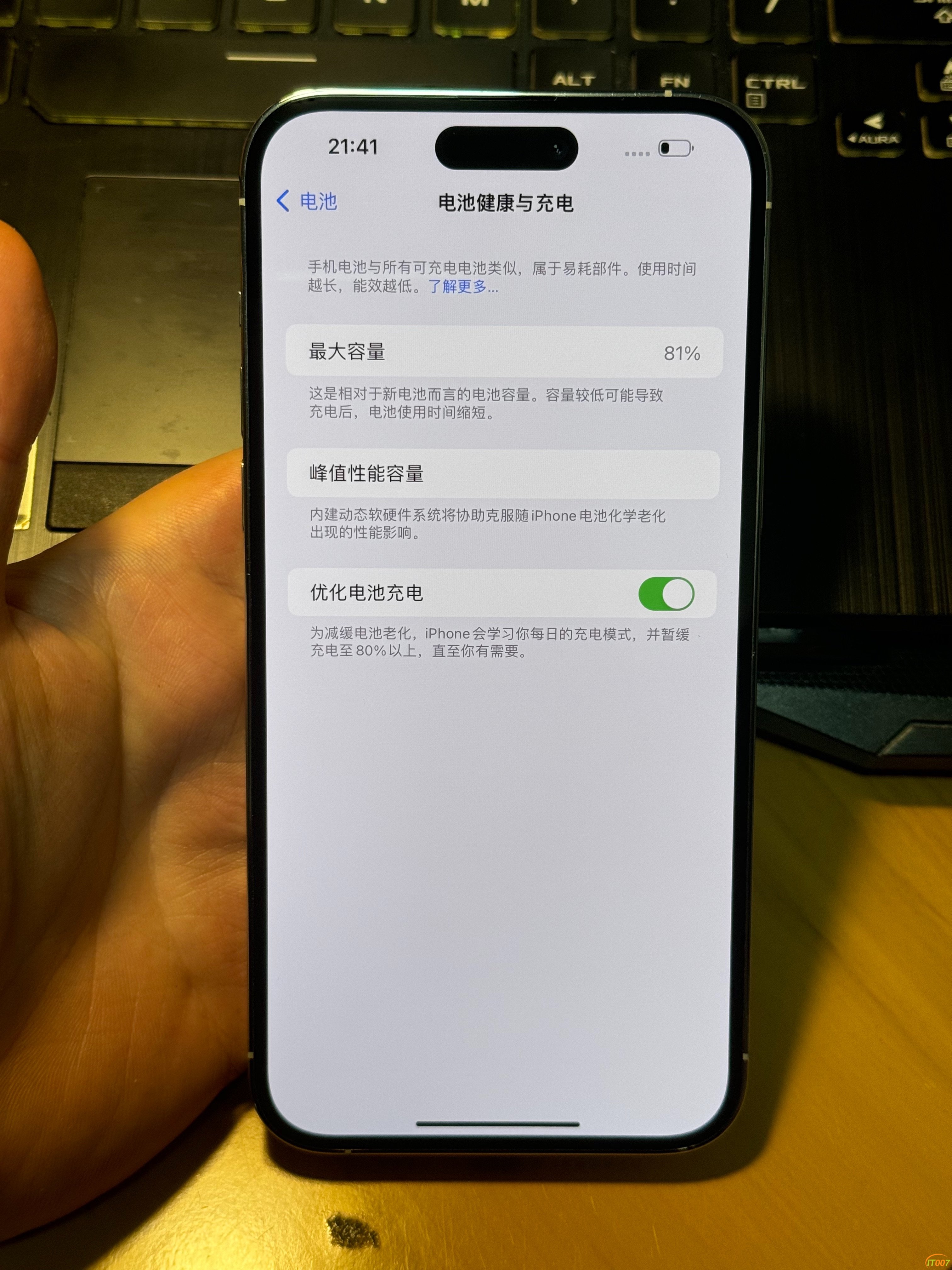 220548vwhmi7wy26hk7hzk.jpg