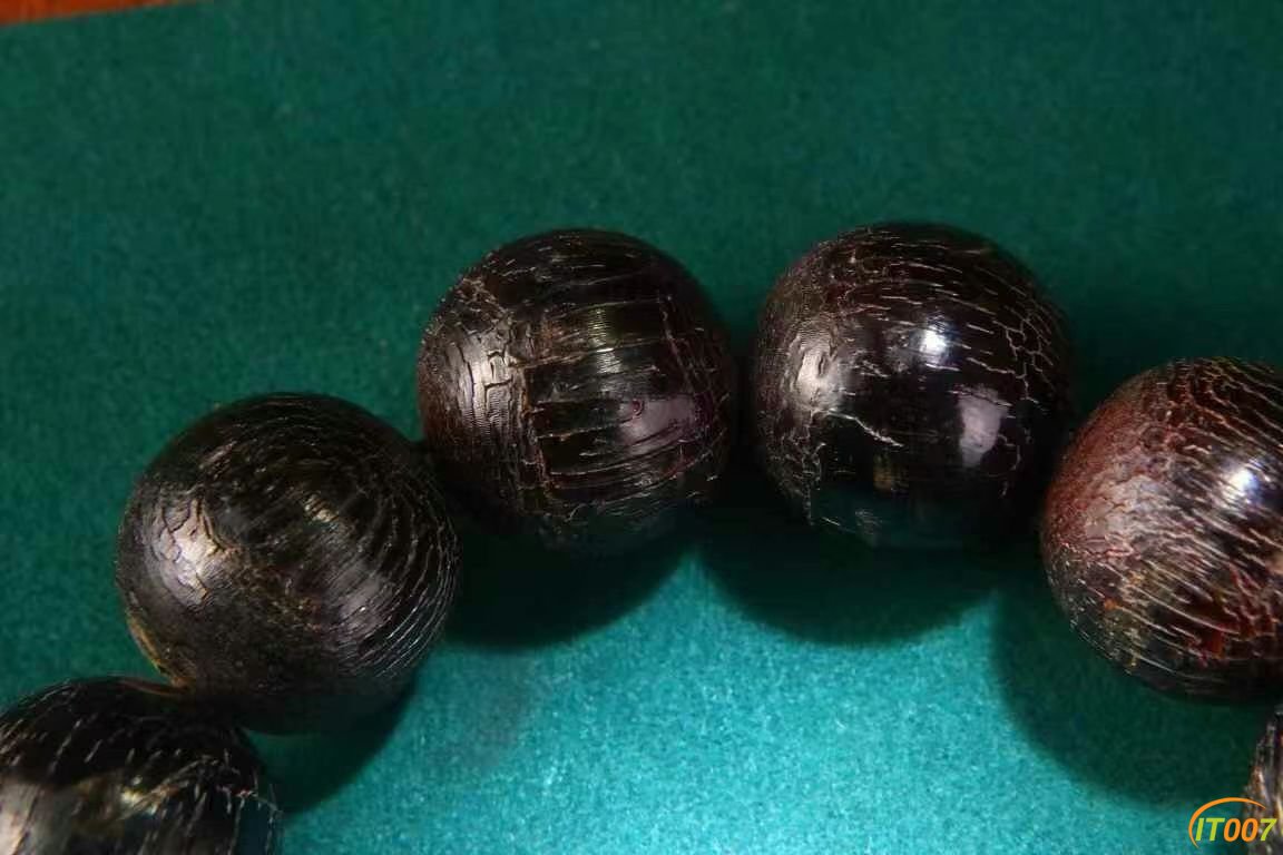184426e7o5ragavdg7ae77.jpg