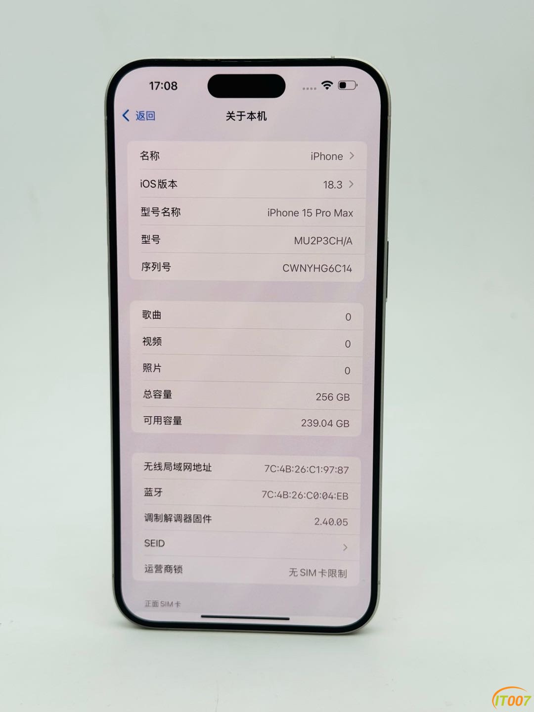 174035emv6qhiqibojaomz.jpg