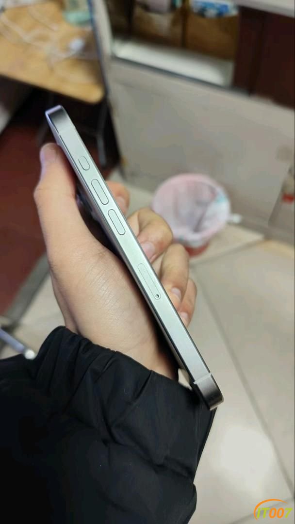 173303cqps8k12wj1vppzn.jpg