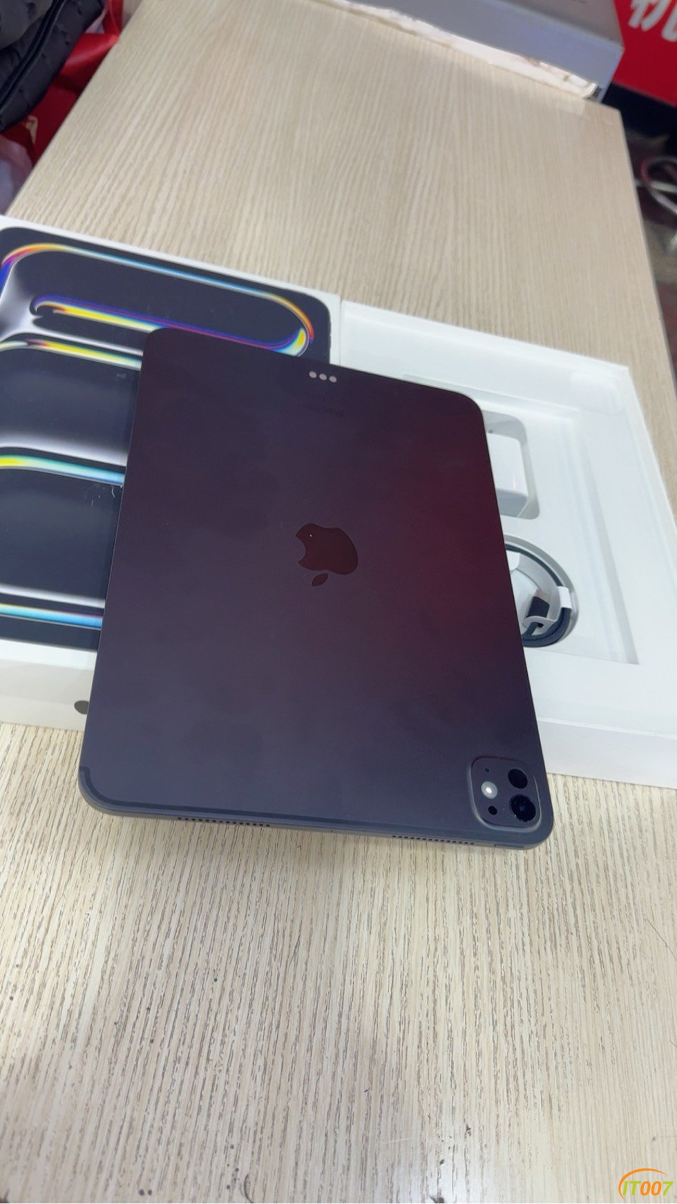 171219vrsqtfsu3x3in4i5.jpg