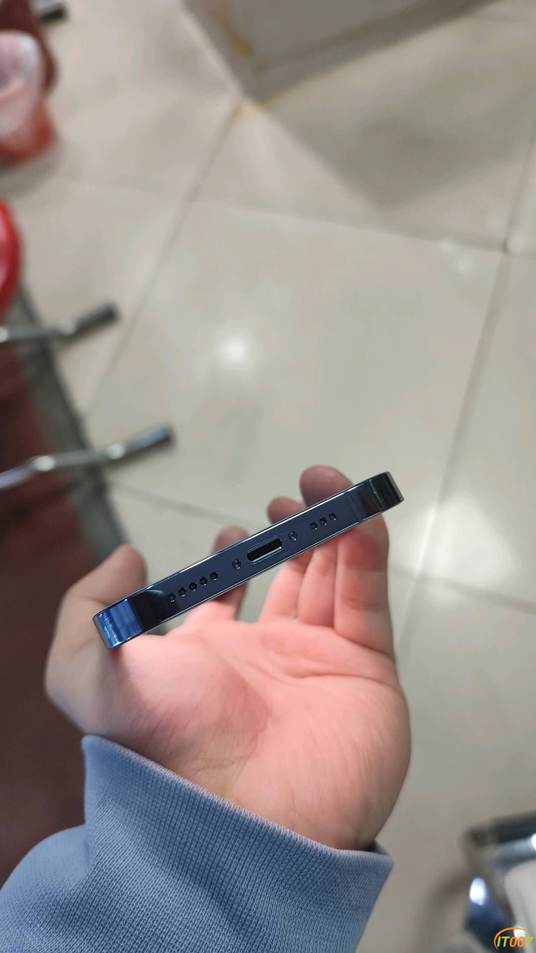214105tu3xq7c9vkl7encx.jpg