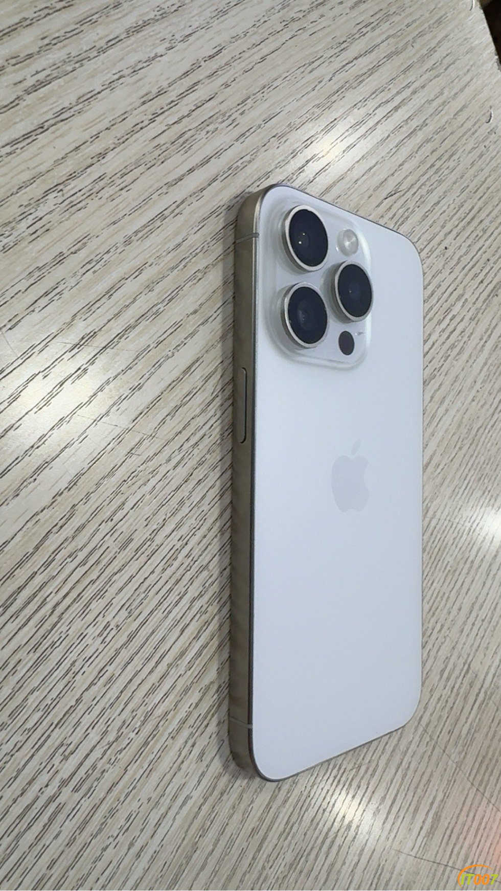 183411n6mudo0do88fk7a6.jpg