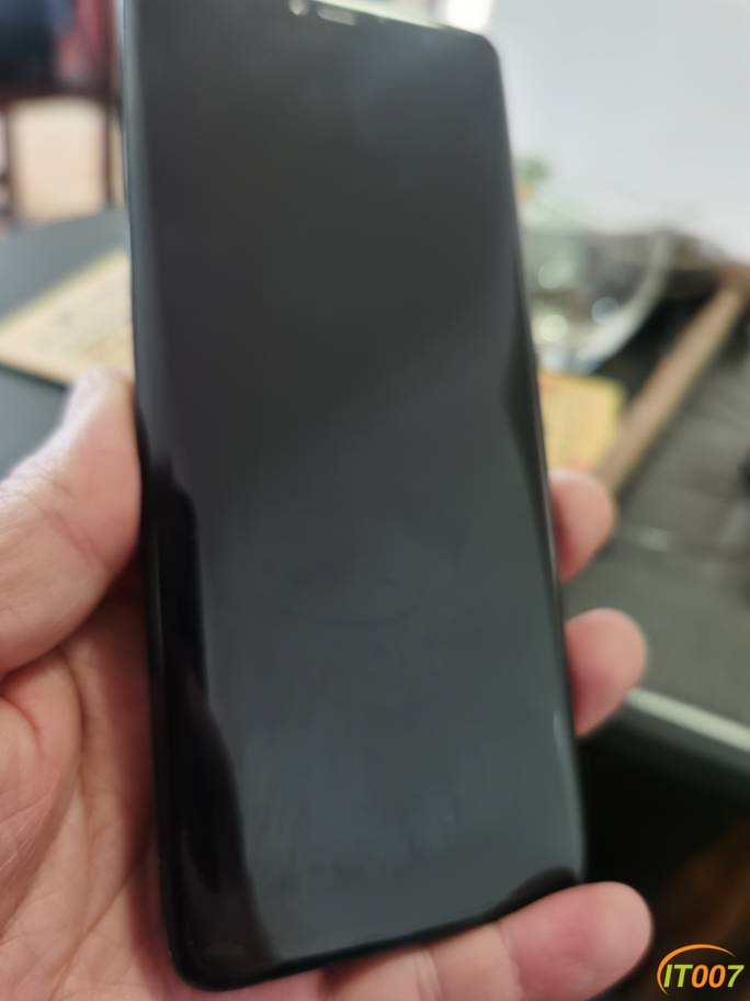 173000ls6mgveen6vp9199.jpg