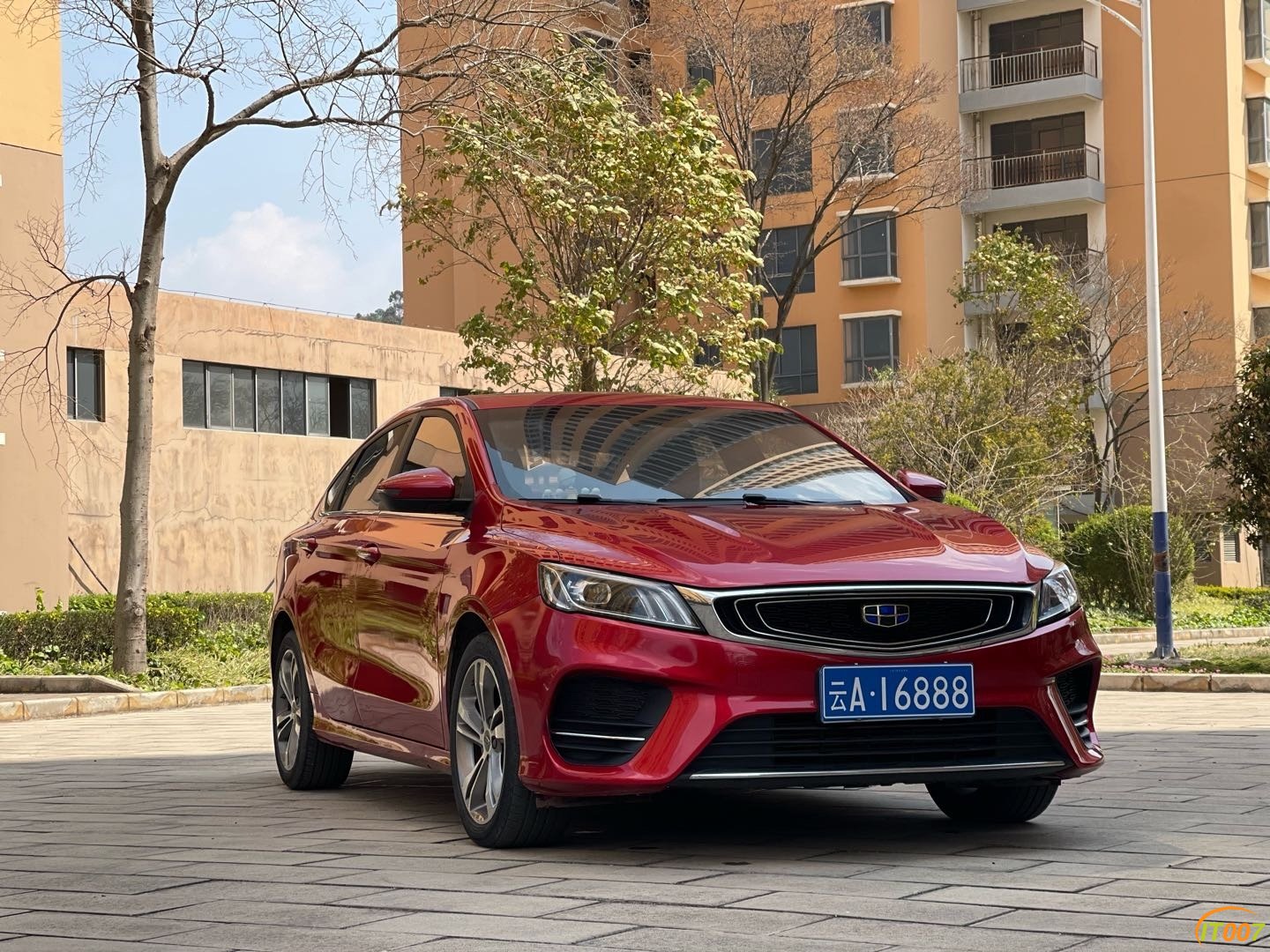 220150p3sl300cn3kkufkh.jpg