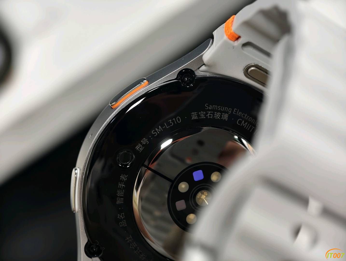 132018gku1luz6lsk886ci.jpg