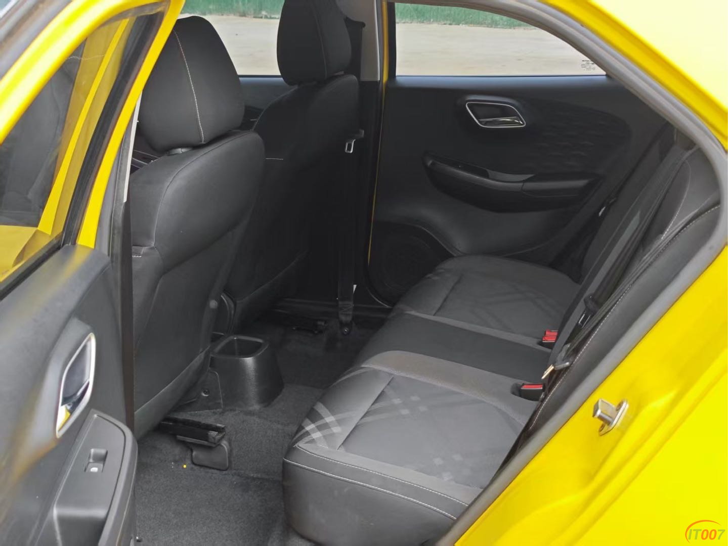 125829a2jz2q58w9228jq8.JPG