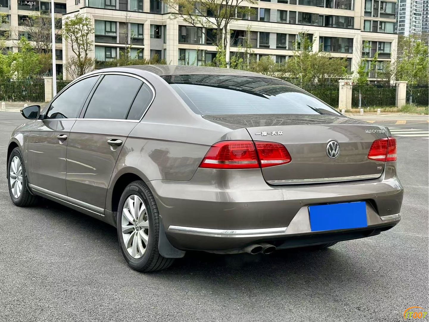 172504lg88ep800pw9pzgx.JPG