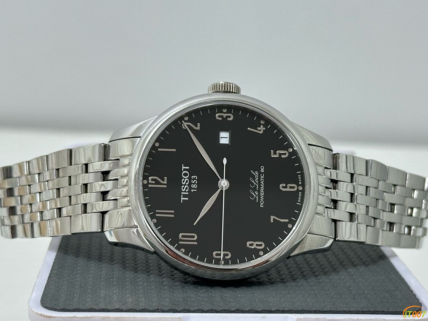 191644j5mkte8e1qof5t7f.jpg