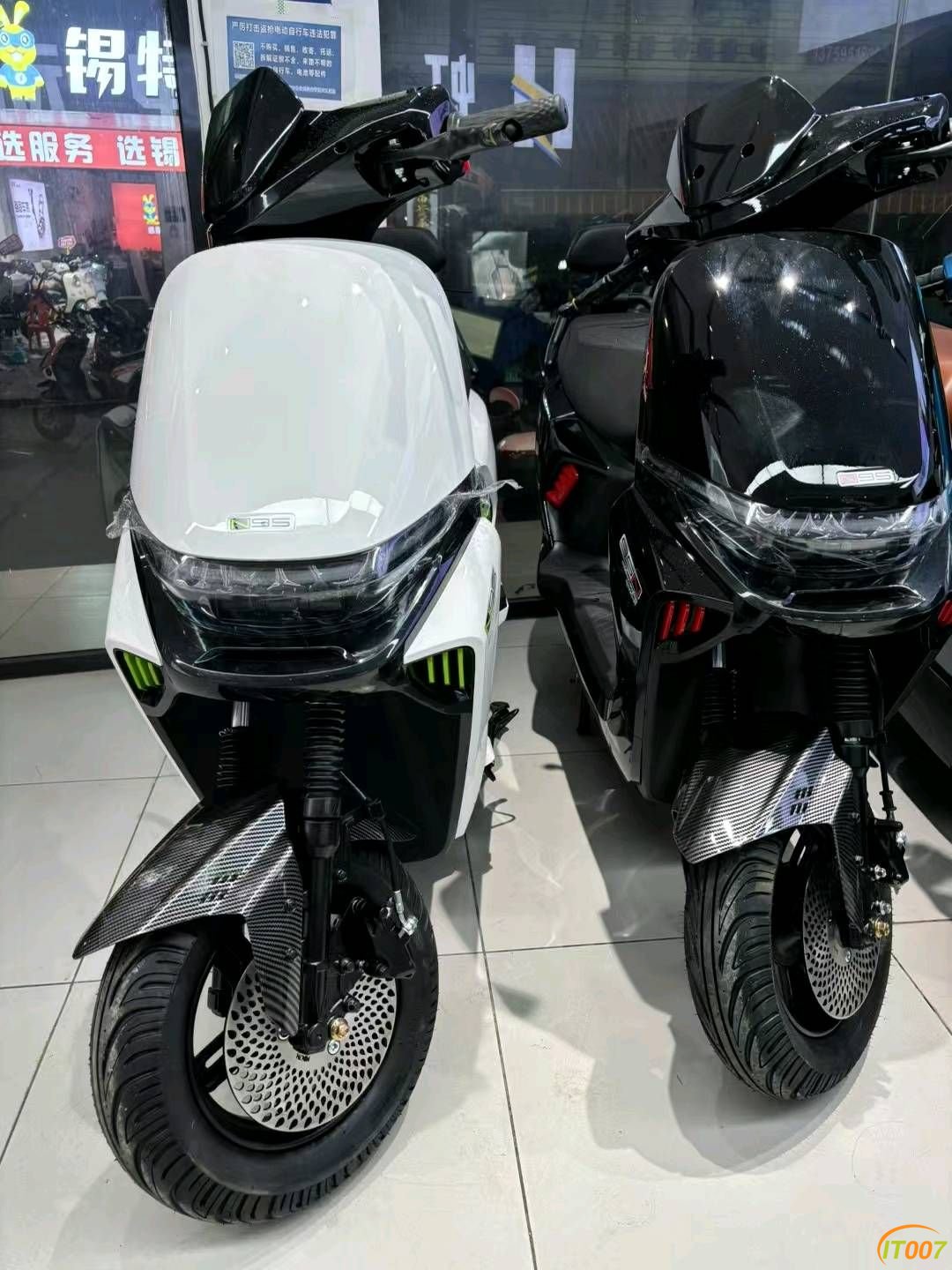 181000b5ht12j11rtmmjm5.jpg