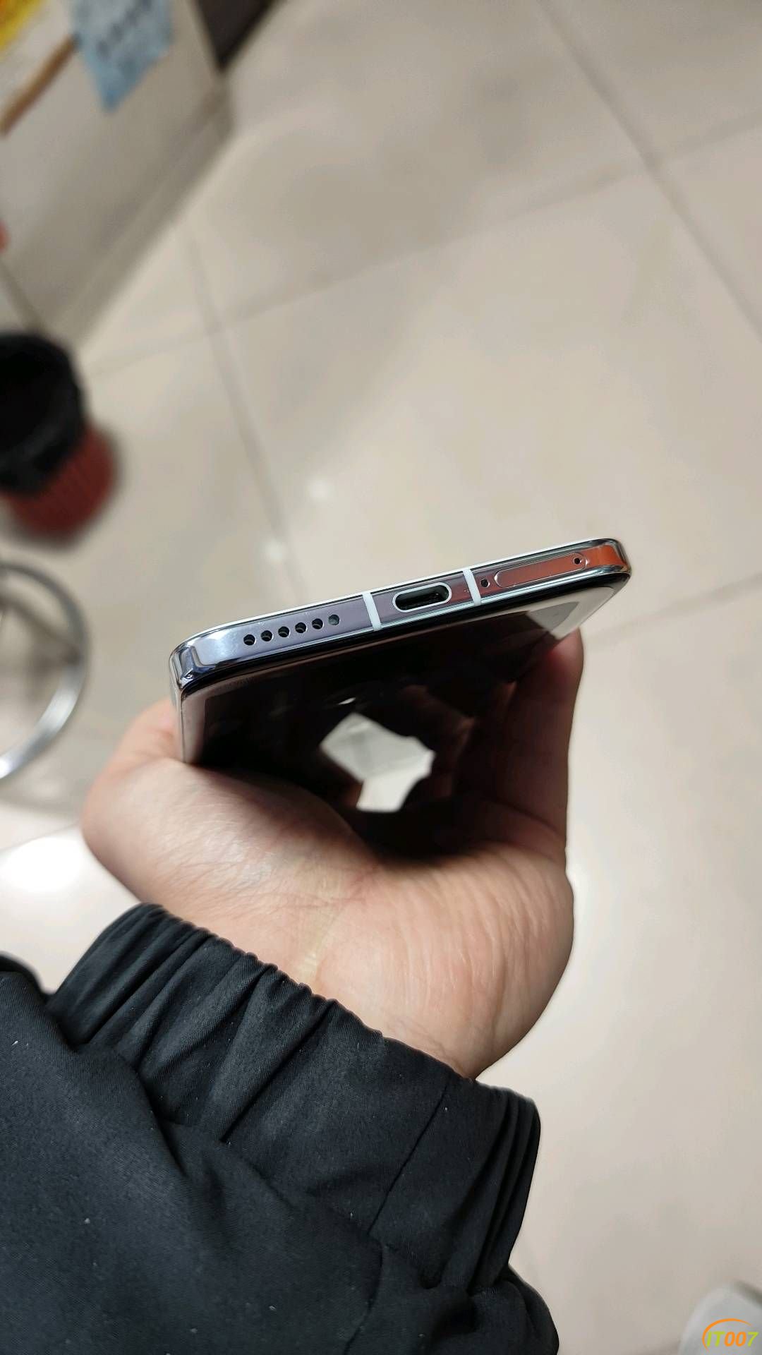 214615q4k9wa7dwlar5krh.jpg
