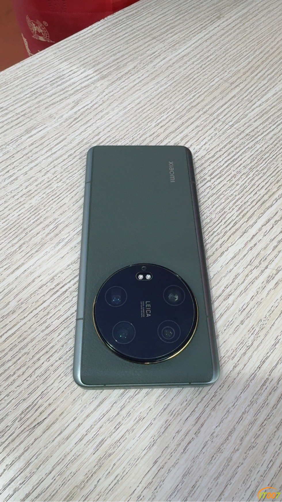 165726hz16d4x6ods6s51h.jpg