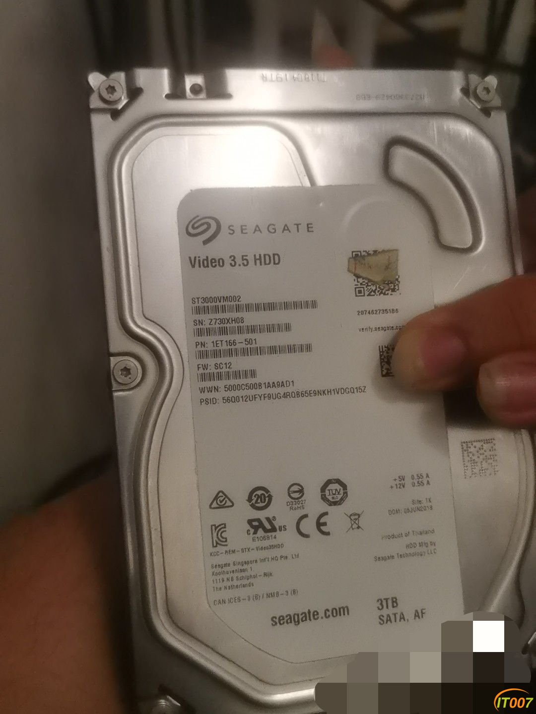 231417l5dpco9d7qdmdxc5.jpg