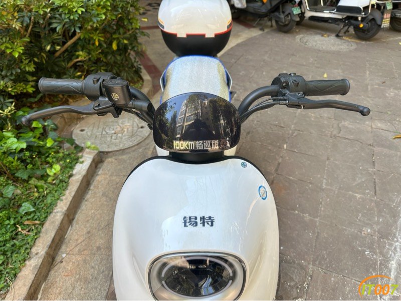 092715ctmtwyu2lldyeywu.jpg