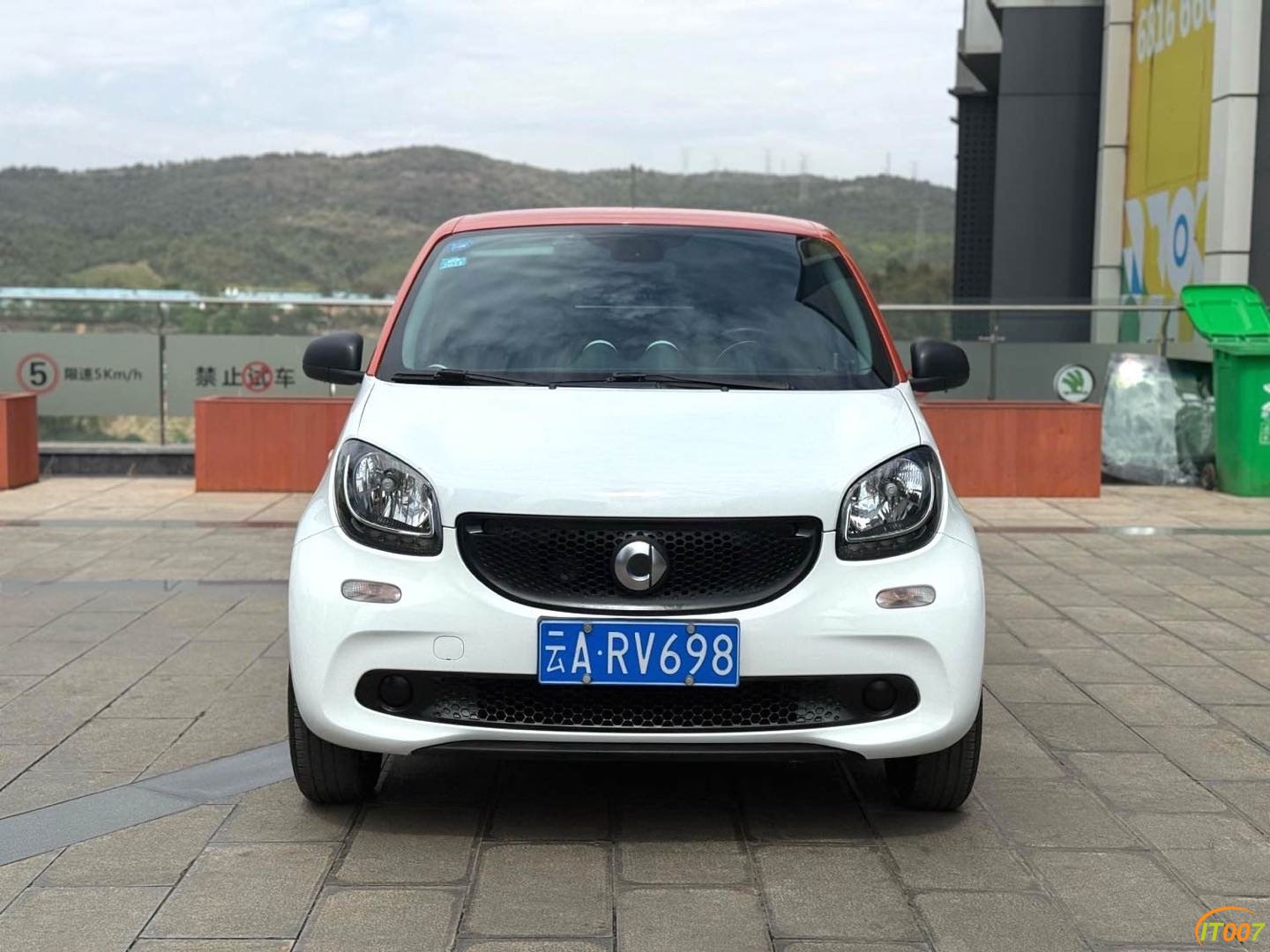 225017s0i4sm766sb10ji0.JPG
