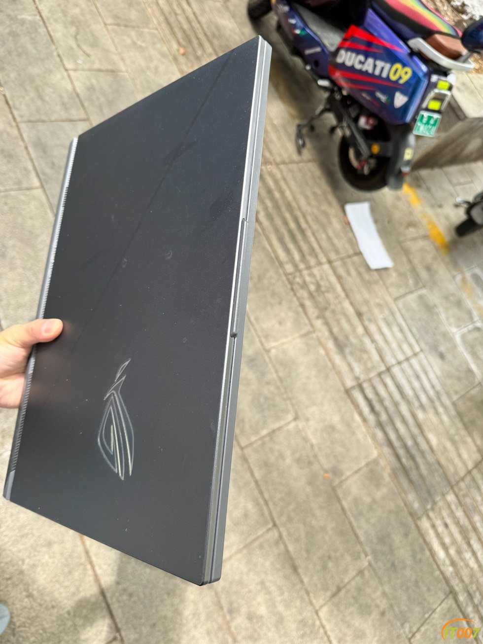 130853ci1xbpx19o798prd.jpg