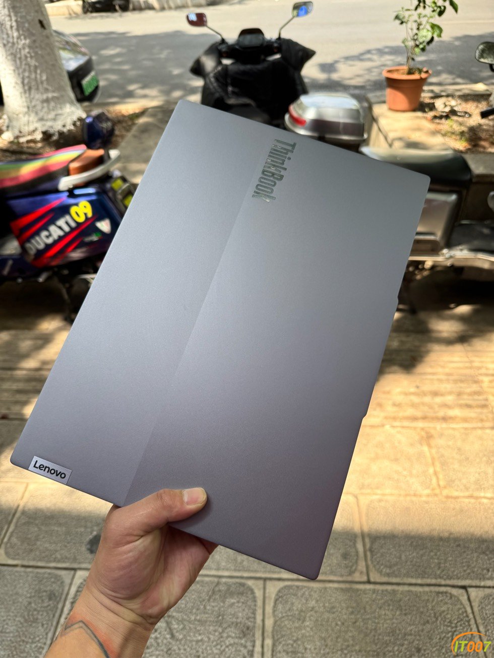 141052nq6lzwsvwocxoldg.jpg