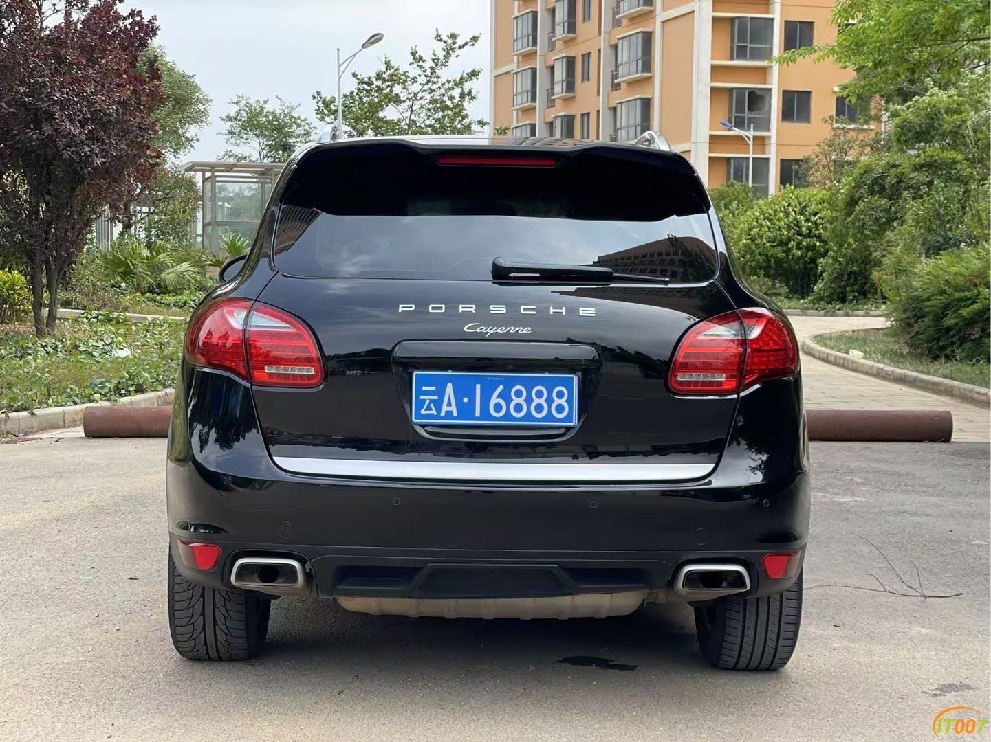 230455yof7h0sq73s6g7s6.JPG