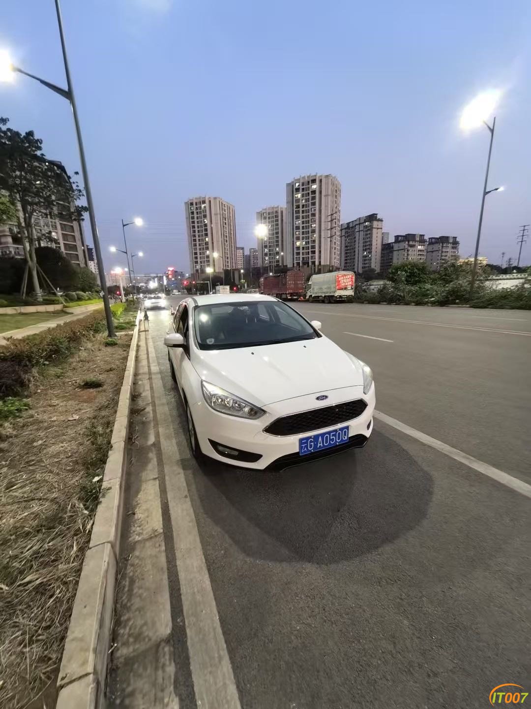 100338q7adl8jak0xi44zt.JPG