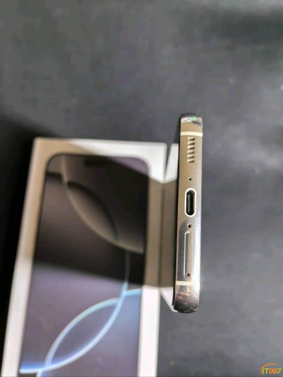 235405t6c3shs1fz911wwx.jpg