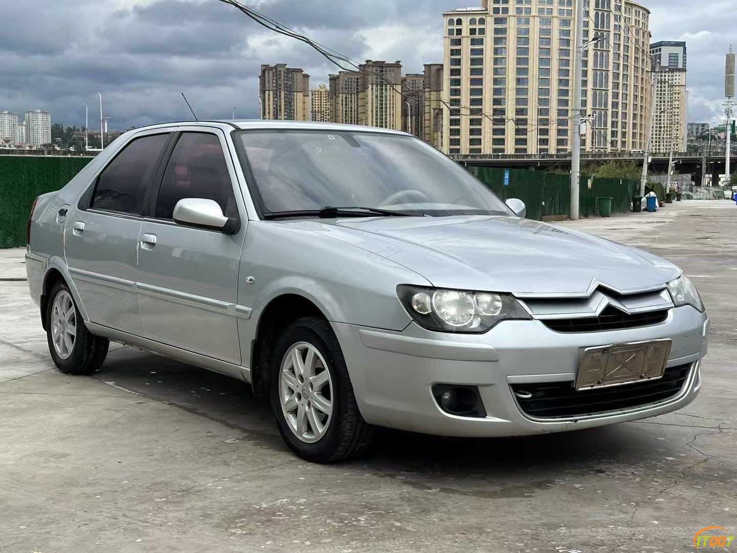 122310lnf34jenh1hzrn6k.JPG